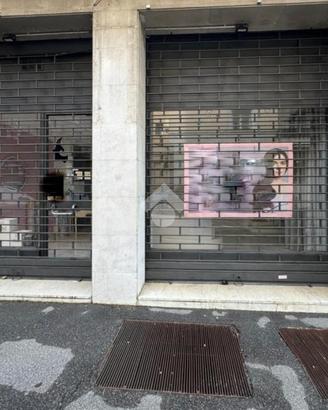NEGOZIO A BRESCIA