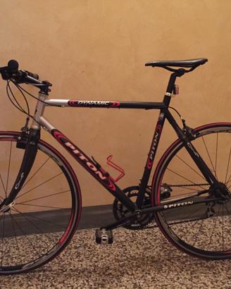 Bici da corsa trasformata in city bike