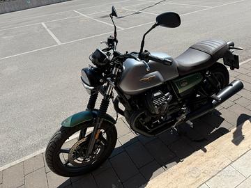 Moto GuzziV7 Ed centenario - 07/2021