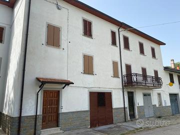 Casa indipendente con fondi