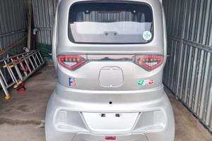 Quadriciclo Elettrico Scooter F4 Ufo senza patente