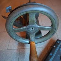 FRESATRICE MANUALE CHIAVI AUTO D'EPOCA
