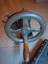 FRESATRICE MANUALE CHIAVI AUTO D'EPOCA