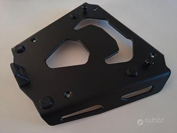 Piastra bauletto Givi SRA5137 per Bmw F 900 R/ XR