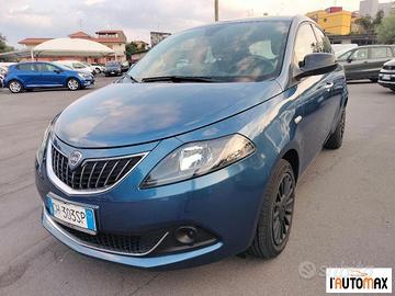LANCIA - Ypsilon 1.0 firefly hybrid Silver s&s