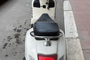 Vespa gts125
