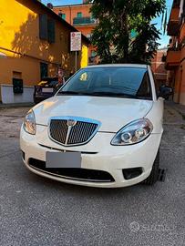 Lancia Ypsilon 1.2 Benzina