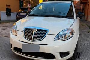 Lancia Ypsilon 1.2 Benzina