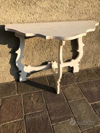 Tavolo da appoggio a muro