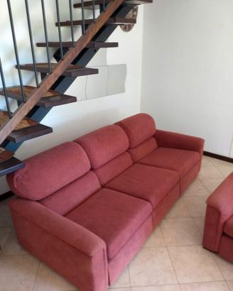 DIVANO E 2 POLTRONE