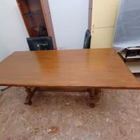 Tavolo in legno