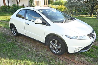 Honda Civic 1.4 i-VTEC 5p. Elegance LE