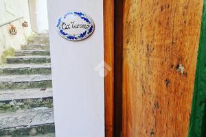 4 LOCALI A VIETRI SUL MARE