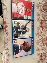 Ps4 + controller + cavi+ 3 giochi + base ricarica