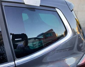 OPEL ZAFIRA 2012 - VETRO FISSO POSTERIORE SINISTRO