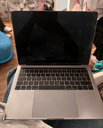 Macbook pro 13”” 2017 i5 8Go 256Go SSD