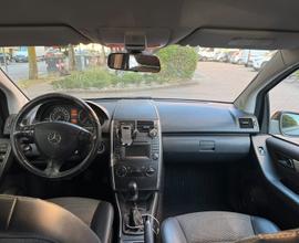 Mercedes benz A180 Avantgarde
