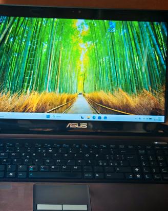 Portatile Asus i5 ram 8gb ssd 250gb vga 1gb