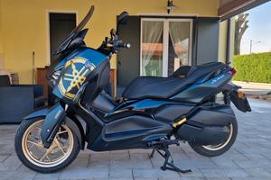 yamaha x-max 300 tech max 