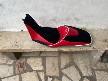 Sella per Moto Guzzi VTT 850 Evocative