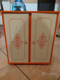 Armadio legno bambole
