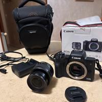 Canon EOS M50 Mark II + custodia impermeabile.