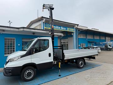 Iveco daily 35-140 con gru HC su cassone fisso