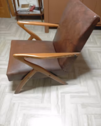 Tavolo e sedie anni 70