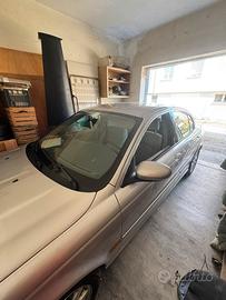 Jaguar X-Type