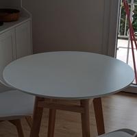 tavolo SKLUM bianco tondo 80cm Scan nordic