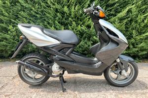 Yamaha Aerox R 50