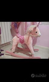 cavalluccio a dondolo