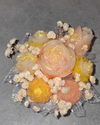 Vasetti decorativi con fiori in cera – fatti a man