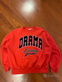 Felpa Bershka "DRAMA Loading"
