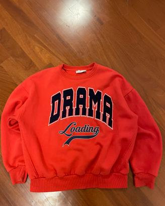 Felpa Bershka "DRAMA Loading"