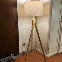 La soda con struttura in geni e paralume marca Pan