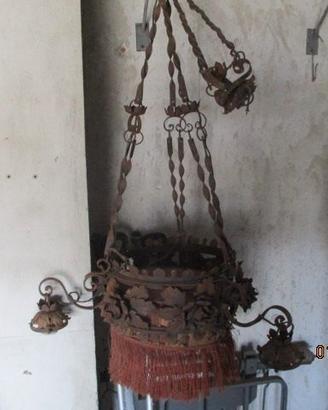 Lampadario in ferro fine 800