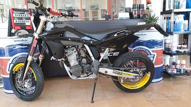 husqvarna 450 MOTARD ENDURO ANCHE CON RUOTE ENDURO