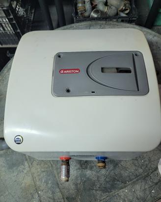 scaldabagno 10 litri ariston 