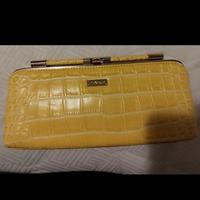 Pochette Pinko effetto coccodrillo colore giallo