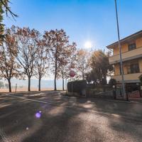 VILLA A SCHIERA DI RECENTE COSTRUZIONE CON GIARDIN
