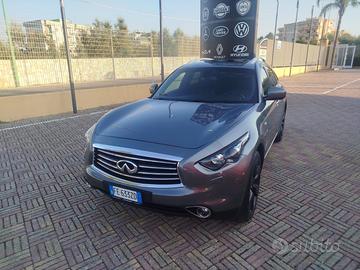 Infiniti QX70 3.0 diesel V6 AT S Premium