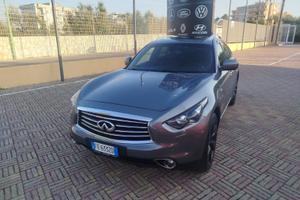 Infiniti QX70 3.0 diesel V6 AT S Premium
