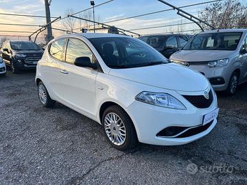 LANCIA Ypsilon 1.2 69 CV 5 porte Platinum- EURO6