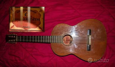 chitarra classica artigianale