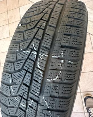 Pneumatico gomma hankook