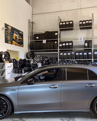 Cerchi NUOVI Mercedes A35 AMG raggio 19 cod.28744
