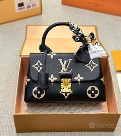 Abbigliamento Louis Vuitton da donna