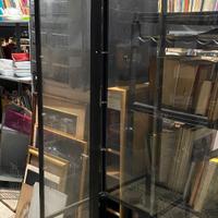 Espositore in vetro e mobili vari - rsg