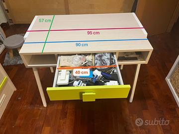 Scrivania ragazzi Ginocchi
